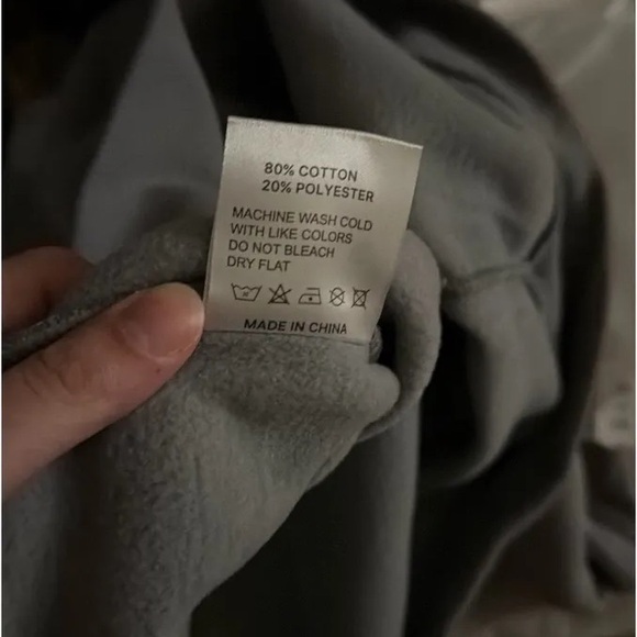 NWB Parke Stone Gray Monochrome Varsity Mockneck Crewneck Sweatshirt | Sz L/XL - Picture 6 of 6